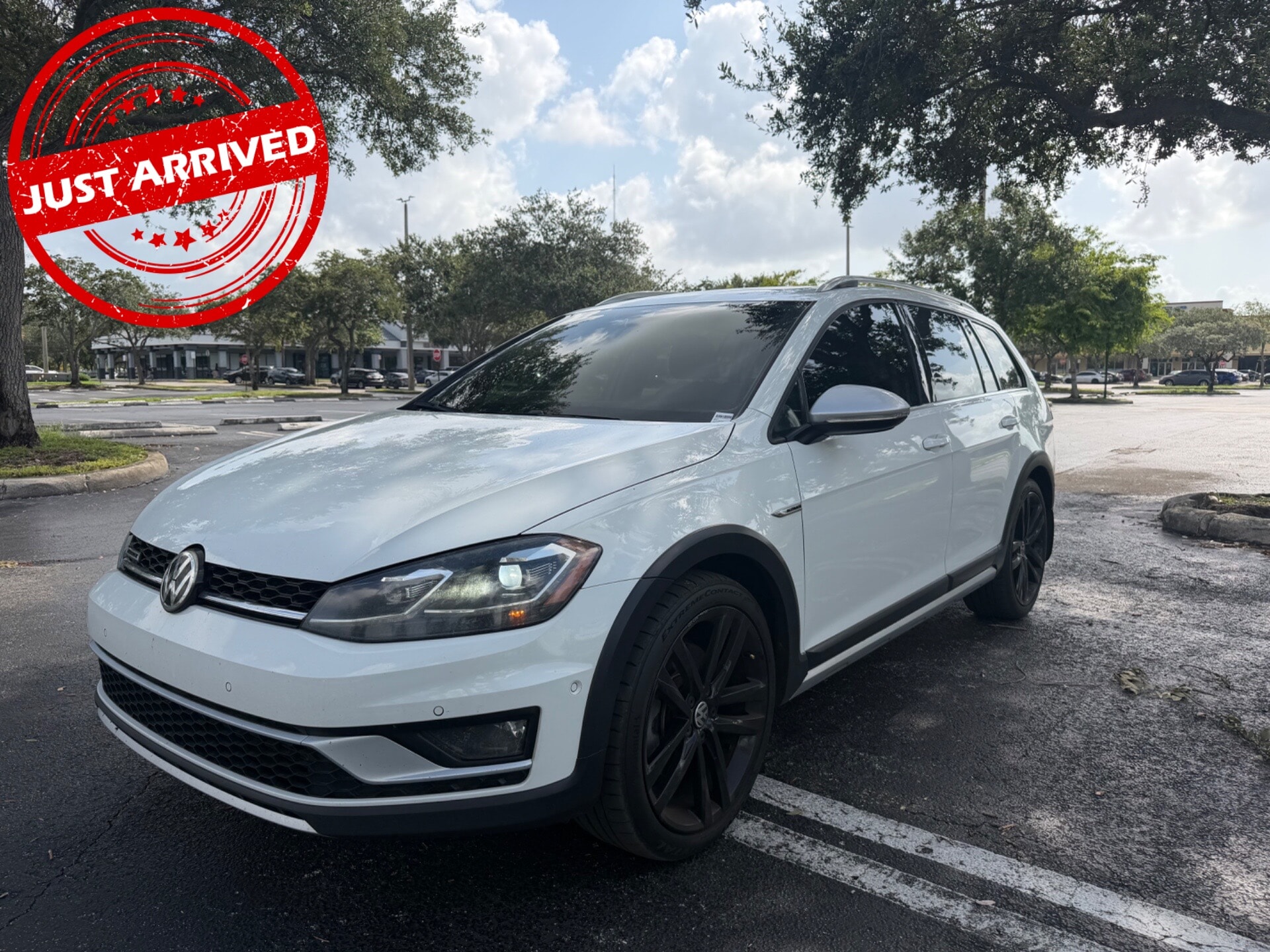 volkswagen golf alltrack 2018 3VWH17AU2JM762428 image volkswagen golf alltrack 2018 3VWH17AU2JM762428 image